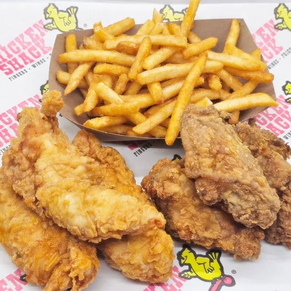 Chicken fingers, wings and fries